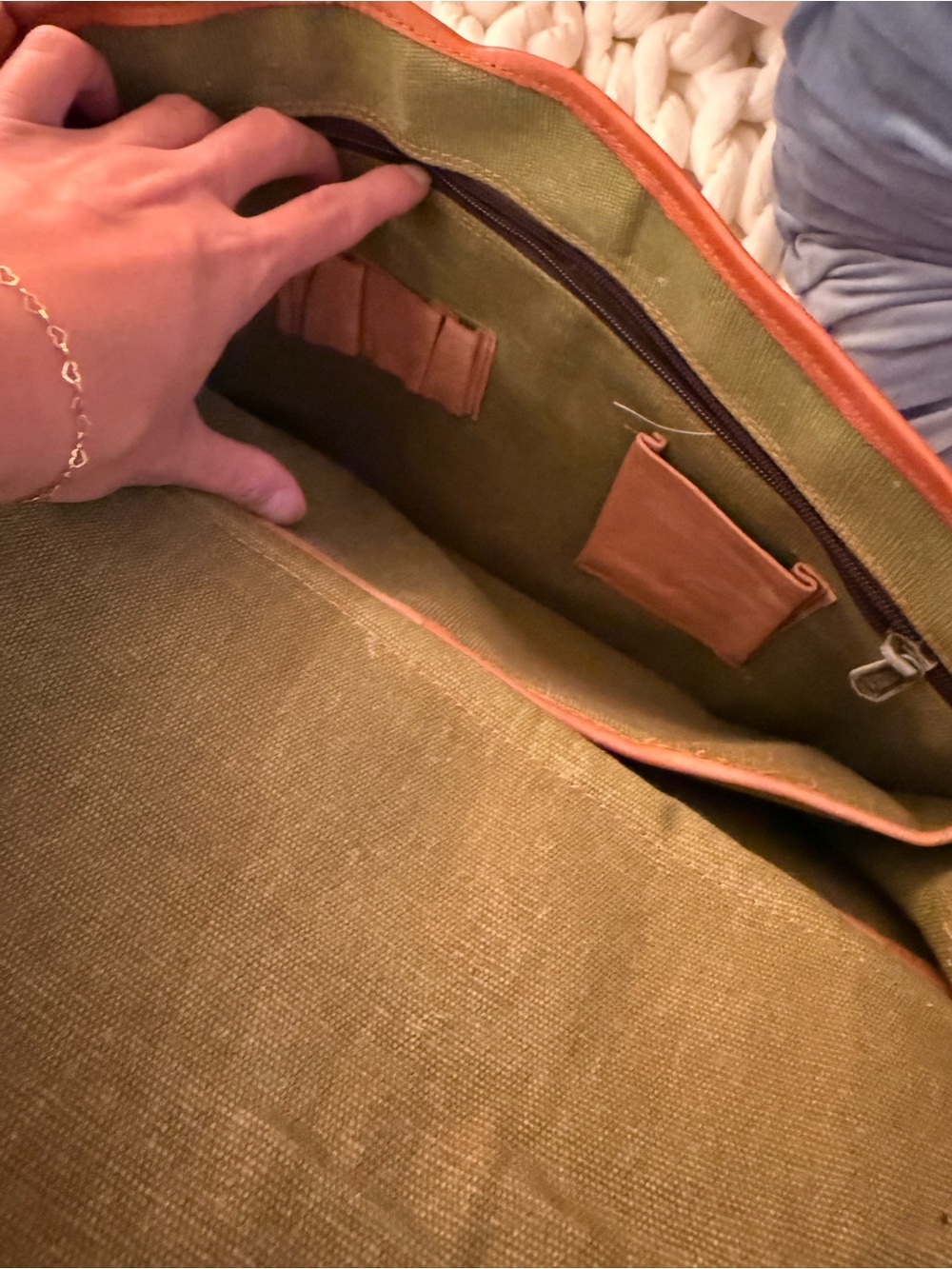 Vintage Leather Messenger Bag - Brown Shoulder Satchel - Picture 11 of 11